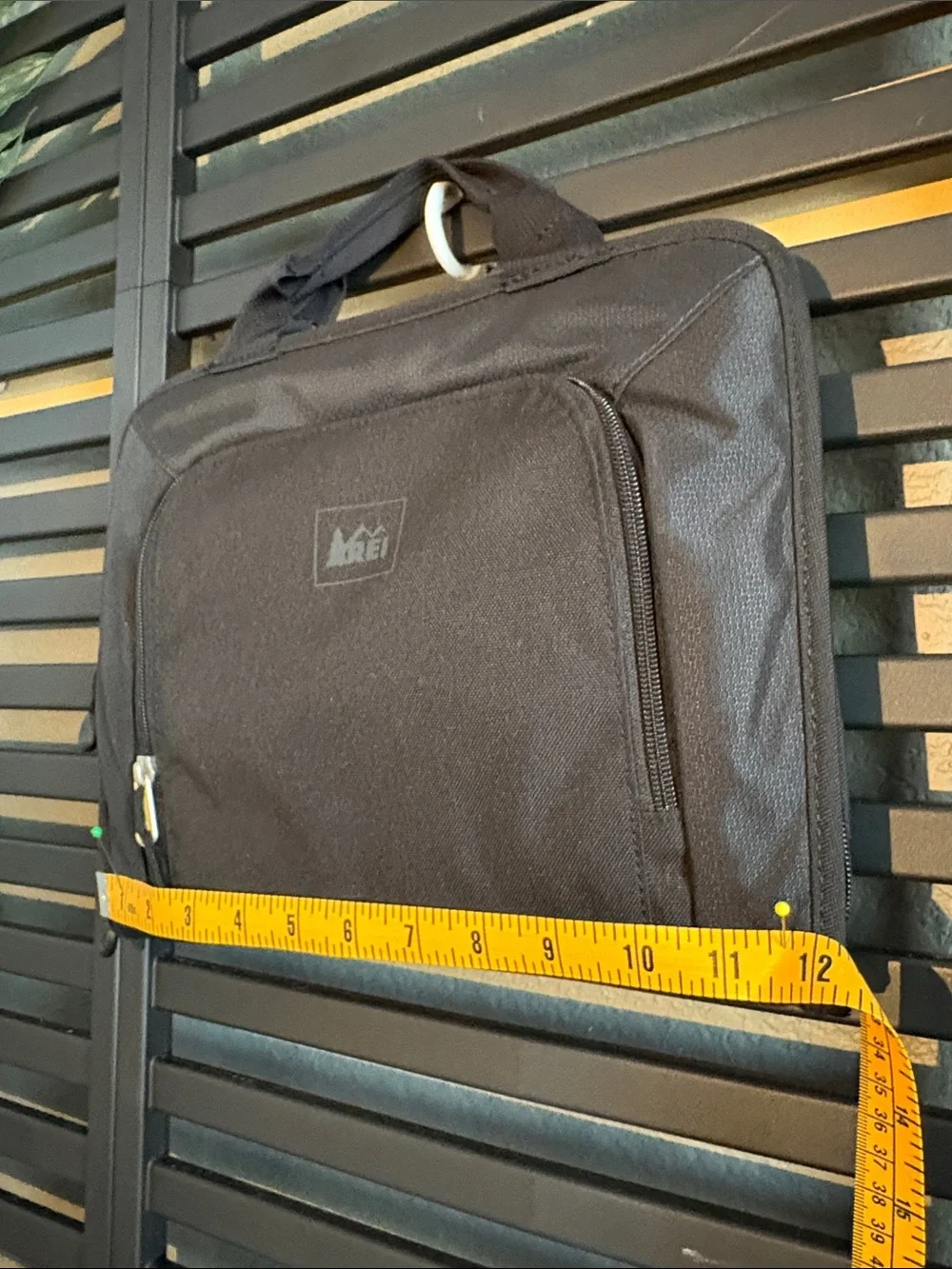 REI Black Tablet/iPad  Case with Pockets